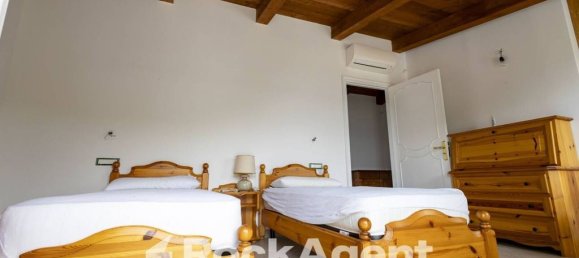 5 bedrooms Villa in Montauro, Italy No. 313159 29