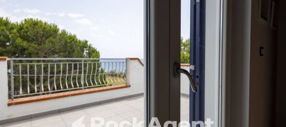 5 bedrooms Villa in Montauro, Italy No. 313159 31