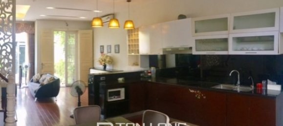 2 bedrooms House in Tay Ho, Vietnam No. 1766 3