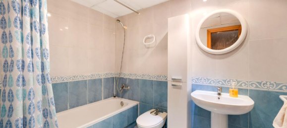 3 bedrooms Apartment in Marbella, Spain No. 148053 19