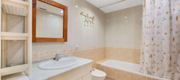 3 bedrooms Apartment in Marbella, Spain No. 148053 15