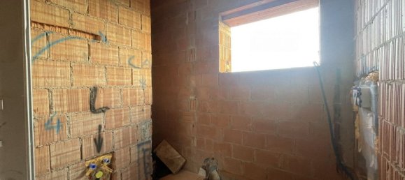 4 rooms House in Ospedaletto Euganeo, Italy No. 300333 7