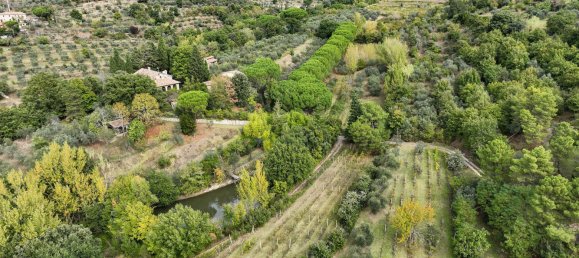 Дом с 6 спальнями в Кортона, Италия № 63296 15