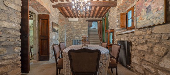 Дом с 6 спальнями в Кортона, Италия № 63296 10