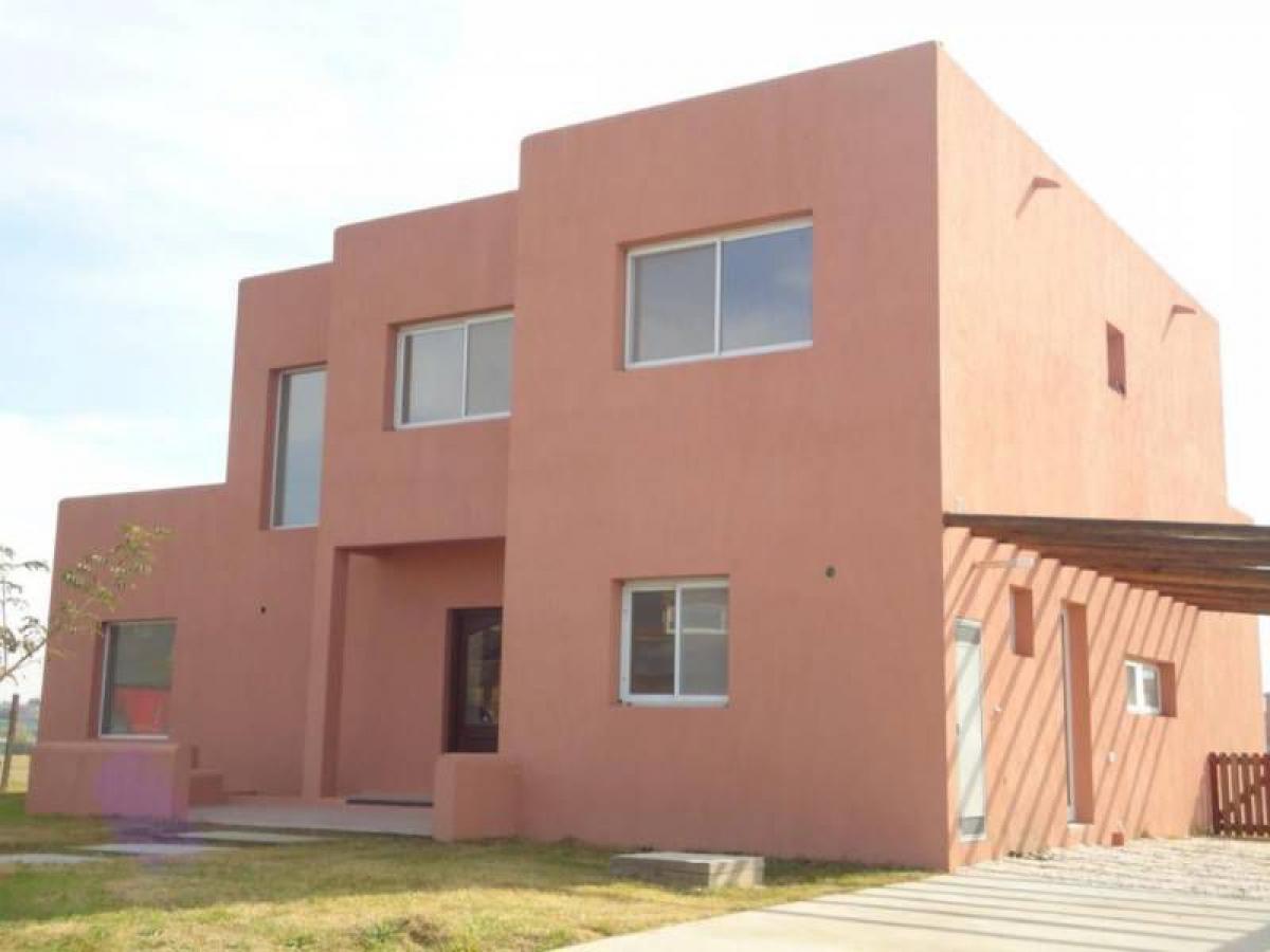 3 bedrooms House in Tigre, Argentina No. 245