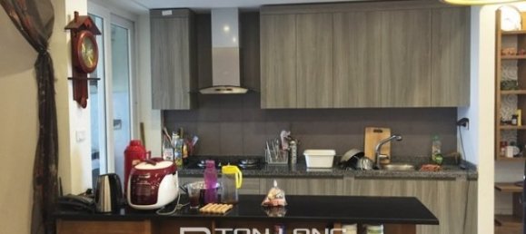 Apartamento de 2 dormitorios en Long Bien, Vietnam No. 2439 2