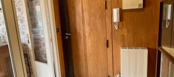 3 bedrooms Apartment in Montreuil, France No. 163729 8