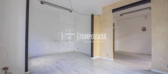 3 rooms Commercial property in Macerata, Italy No. 279335 14