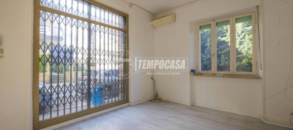 3 rooms Commercial property in Macerata, Italy No. 279335 24
