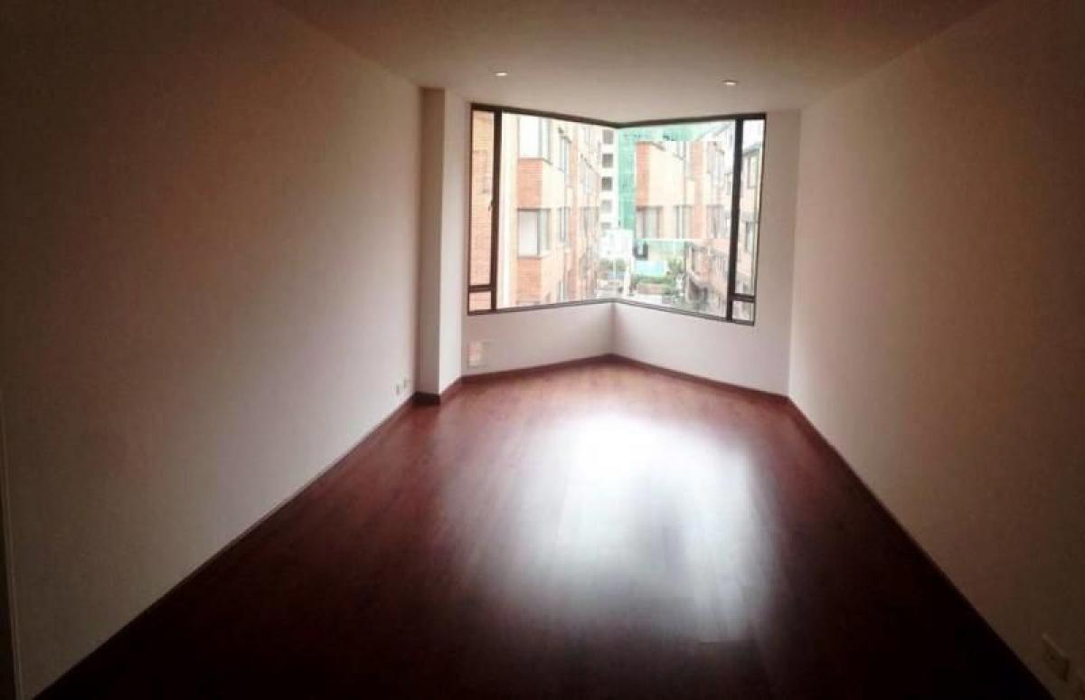 2 bedrooms House in Bogota, Colombia No. 10692