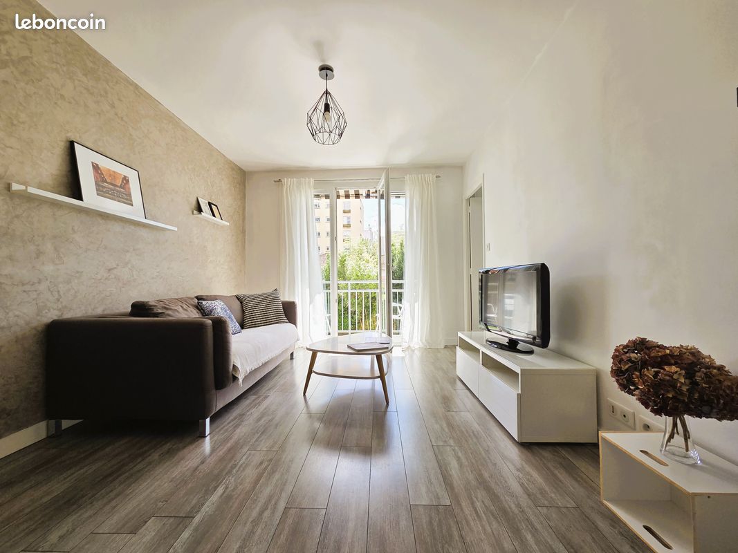 Apartamento de 2 dormitorios en Toulouse, France No. 318339