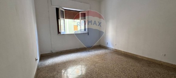 4 rooms Apartment in Palermo, Italy No. 272655 6