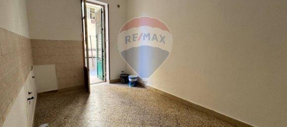 4 rooms Apartment in Palermo, Italy No. 272655 20
