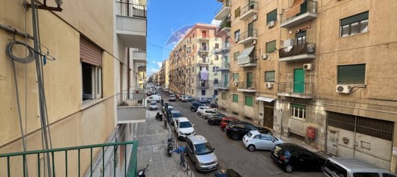 4 rooms Apartment in Palermo, Italy No. 272655 5