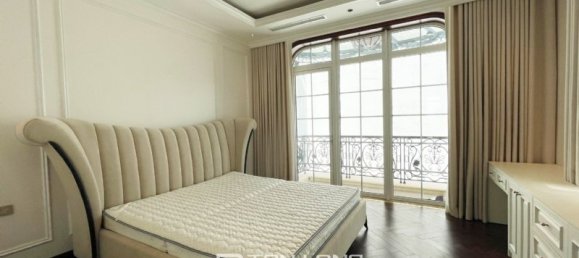 5 chambres Villa à Long Bien, Vietnam No. 738 3