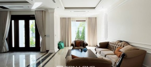 5 chambres Villa à Long Bien, Vietnam No. 738 17