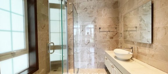 5 chambres Villa à Long Bien, Vietnam No. 738 5