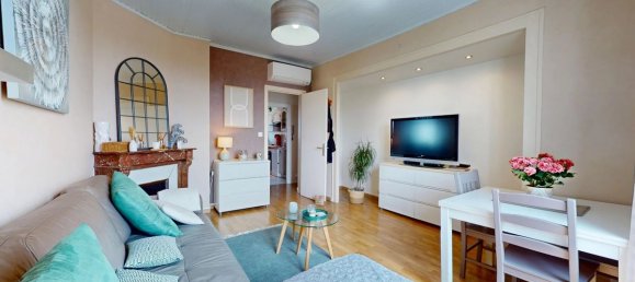 2 Schlafzimmer Wohnung in Montfermeil, France, Nr. 330422 2