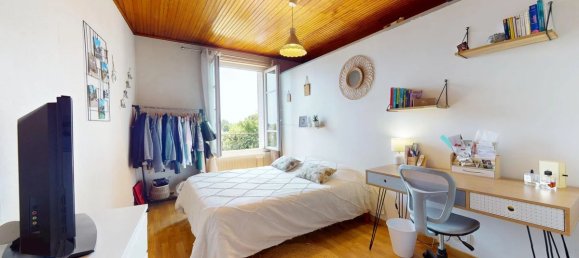 2 Schlafzimmer Wohnung in Montfermeil, France, Nr. 330422 5