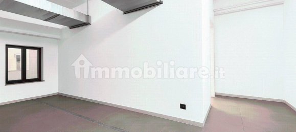 Склад с 3 комнатами в Милан, Италия № 312190 20