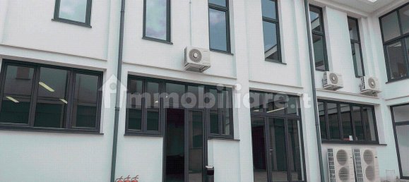 Склад с 3 комнатами в Милан, Италия № 312190 26