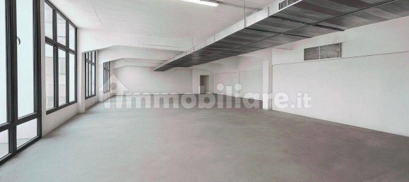 Склад с 3 комнатами в Милан, Италия № 312190 18