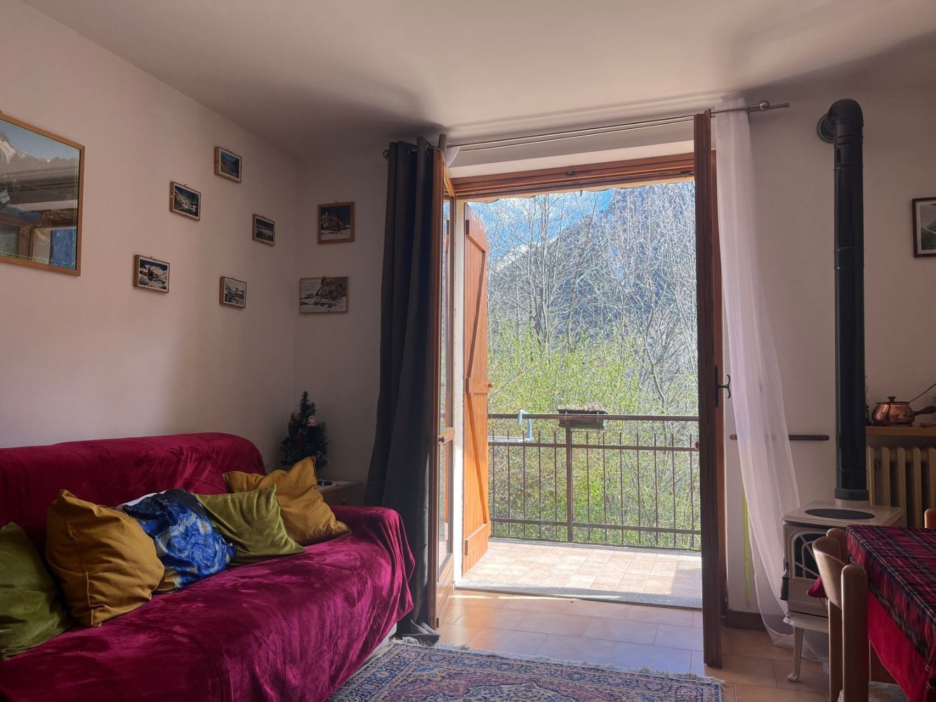 Estudio en Casteldelfino, Italy No. 56171