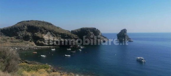 3 bedrooms House in Pantelleria, Italy No. 82337 20