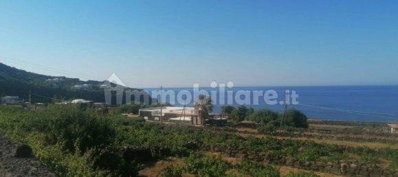 3 bedrooms House in Pantelleria, Italy No. 82337 23