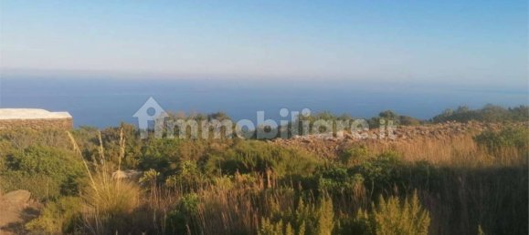 3 bedrooms House in Pantelleria, Italy No. 82337 13