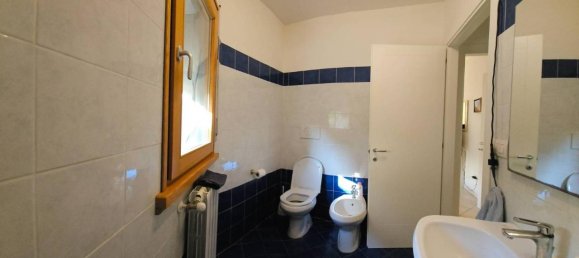 4-salle Appartement à Grosseto, Italy No. 25037 15