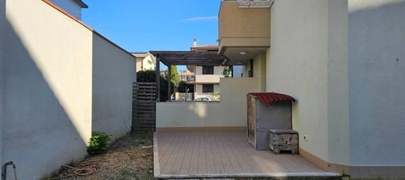 4-salle Appartement à Grosseto, Italy No. 25037 18