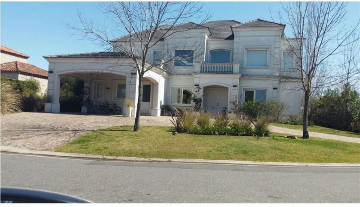 4 bedrooms House in Tigre, Argentina No. 20514