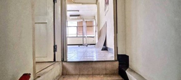 7 bedrooms Bungalow in Bangkok, Thailand No. 25365 9