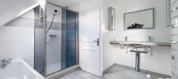 4 bedrooms House in Les Chapelles-Bourbon, France No. 345301 23