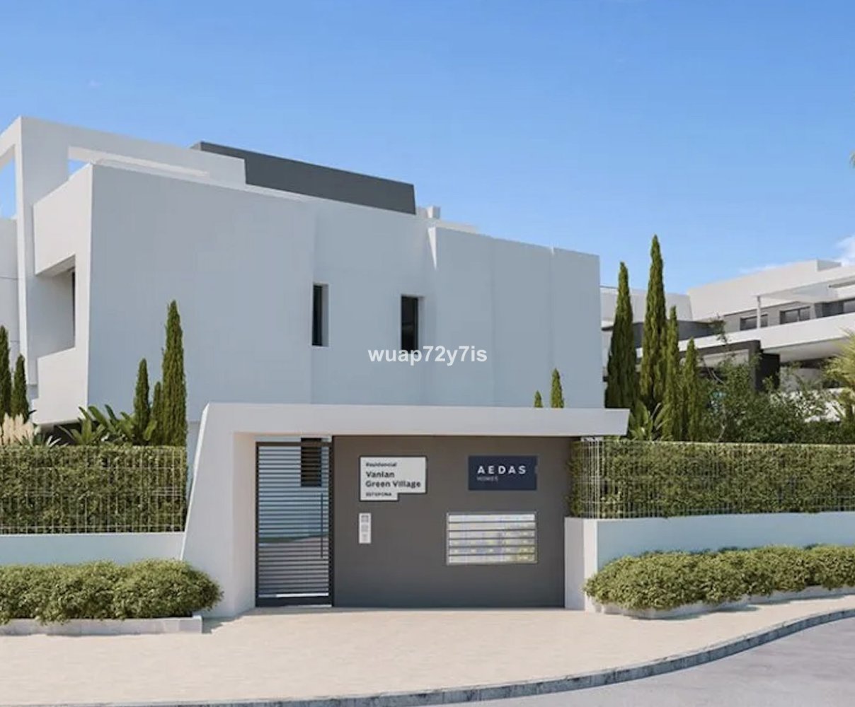 2 غرف نوم شقة في Estepona, Spain رقم 136384