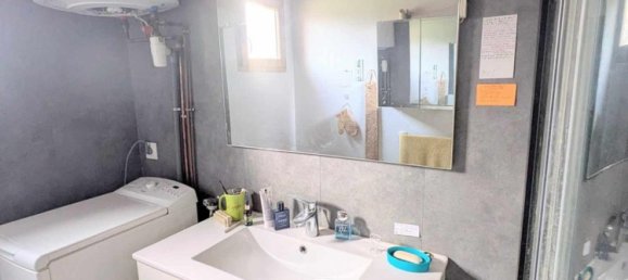 Casa de 1 dormitorio en Saint-Germain-du-Bois, France No. 198799 9