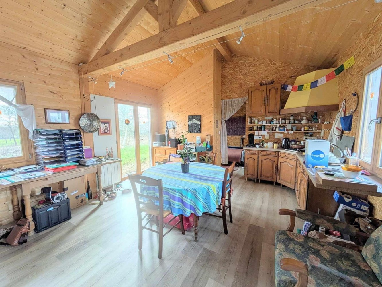 Casa de 1 dormitorio en Saint-Germain-du-Bois, France No. 198799