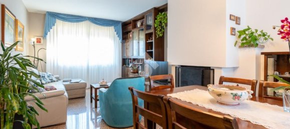 3 chambres Villa à Vignola, Italy No. 329382 9