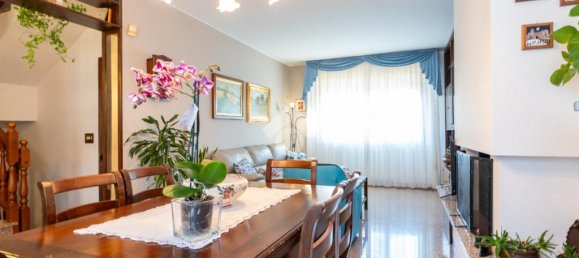 3 chambres Villa à Vignola, Italy No. 329382 8