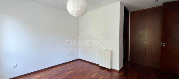 2 Schlafzimmer Wohnung in Porto, Portugal, Nr. 199760 5