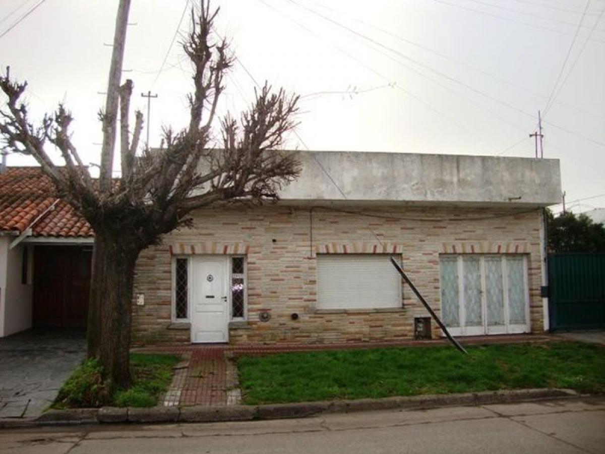 Studio in Mar del Plata, Argentina No. 70619