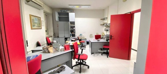 5 rooms Building in Catanzaro, Italy No. 104304 7