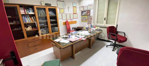 5 rooms Building in Catanzaro, Italy No. 104304 3