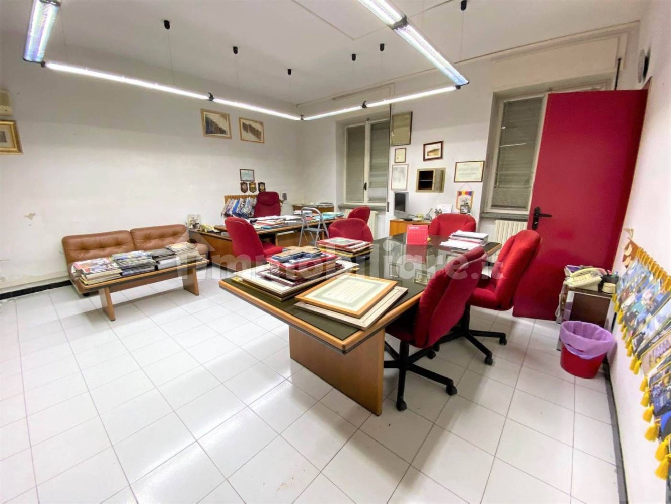 5 rooms Building in Catanzaro, Italy No. 104304