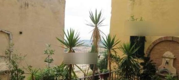 13 rooms Apartment in Castelfidardo, Italy No. 10653 12