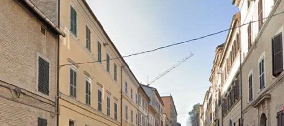 13 rooms Apartment in Castelfidardo, Italy No. 10653 5