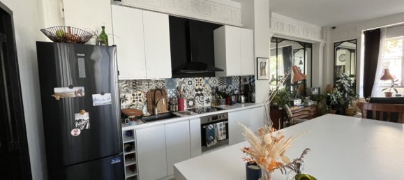 Apartamento de 4 dormitorios en Royat, France No. 321399 3