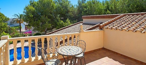 4 bedrooms Villa in Punta Prima, Spain No. 14576 9