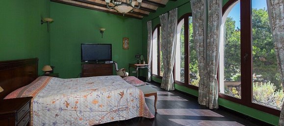 4 bedrooms Villa in Punta Prima, Spain No. 14576 20